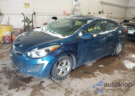 2014 Hyundai Elantra Se z USA, uszkodzony, nr VIN KMHDH4AE3EU130930